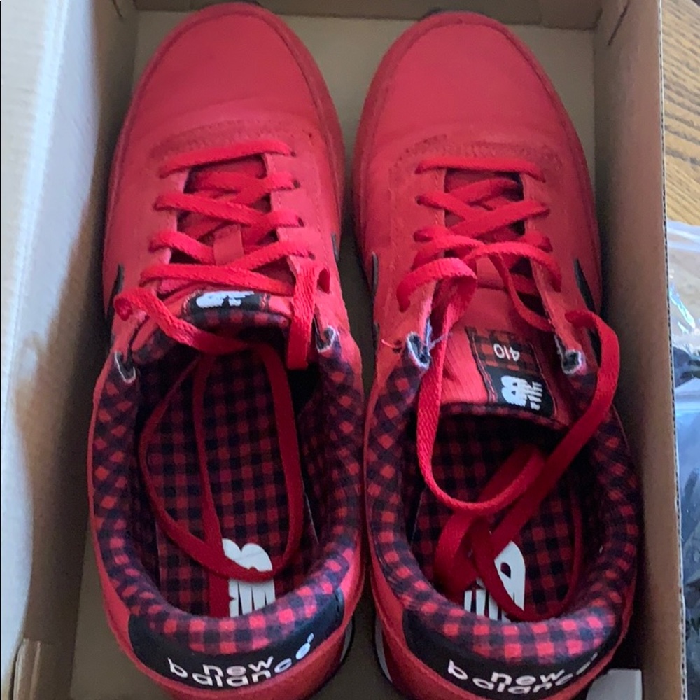 New balance  buffalo plaid red sport sneaker.